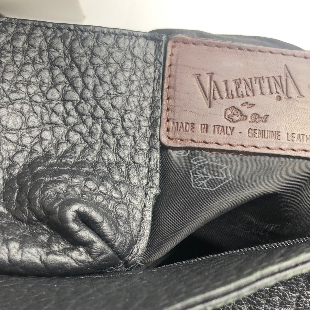 Vintage Valentina pebbled leather shoulder bag - Picture 8 of 16